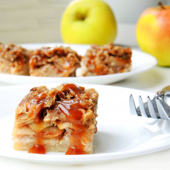 Salted Caramel Apple Pie Bars