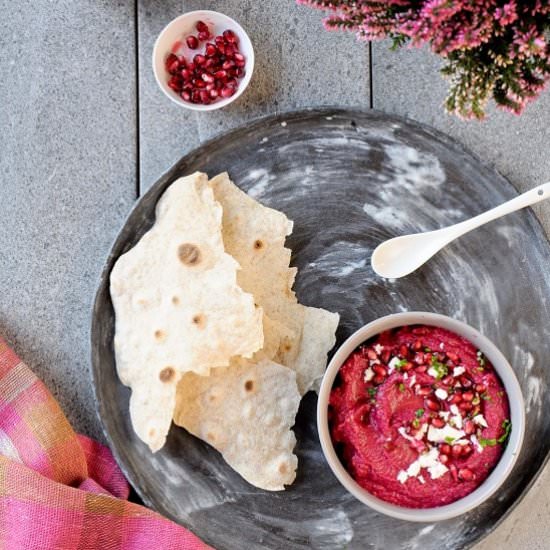 Beetroot hummus