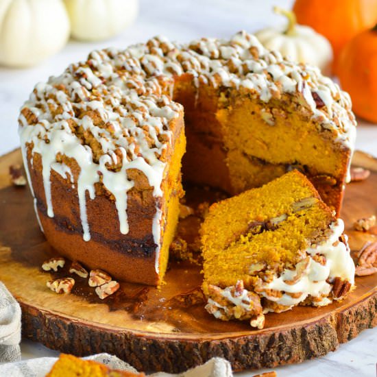 Pumpkin Streusel Coffee Cake