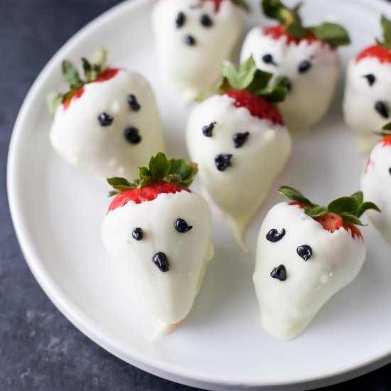 Chocolate Covered Strawberry Ghosts