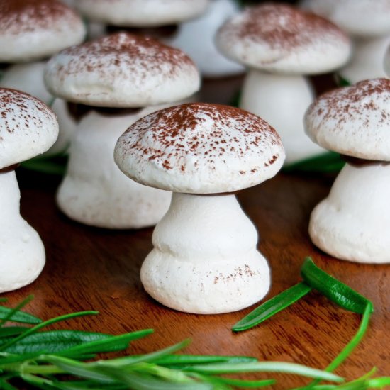 Meringue mushrooms