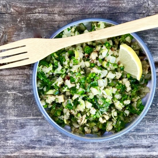 Riced Cauliflower With Leeks & Kale