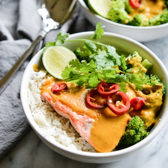 Yellow Curry Salmon Bowl