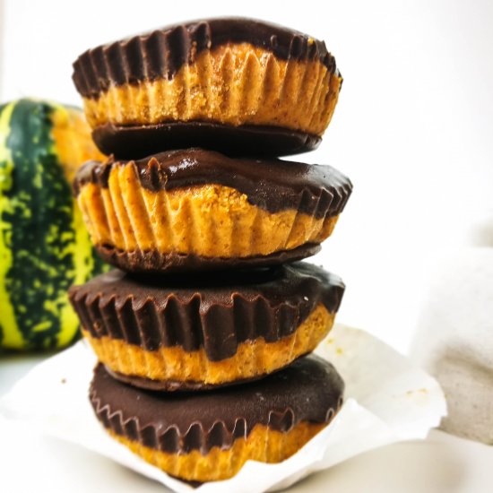 Pumpkin Chocolate Cups