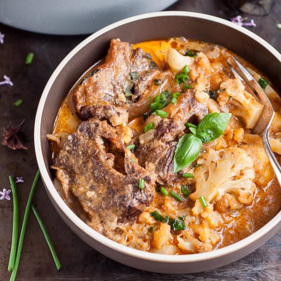 Cauliflower and Braising Ribs Curry