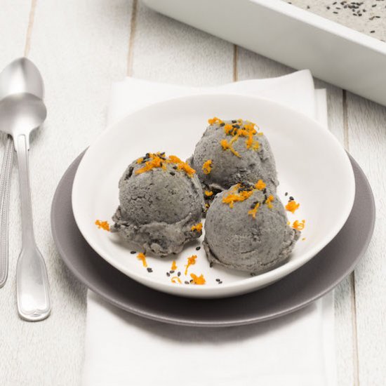 Vegan Sesame Ice Cream