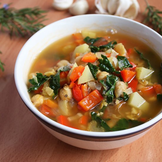 Italian Bean and Kale Stew