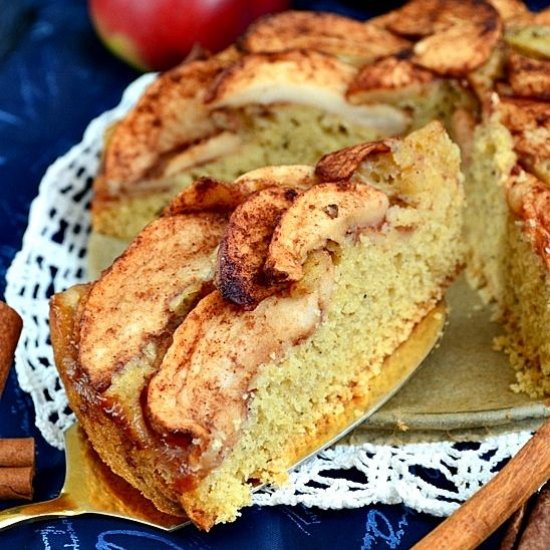 Fyriskaka – Swedish Apple Cake