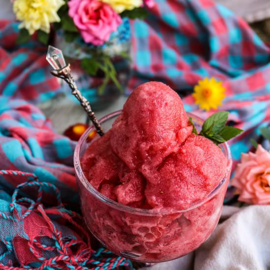 Strawberry Sparkling Wine Sorbet