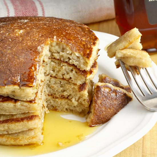 Cinnamon Applesauce Pancakes