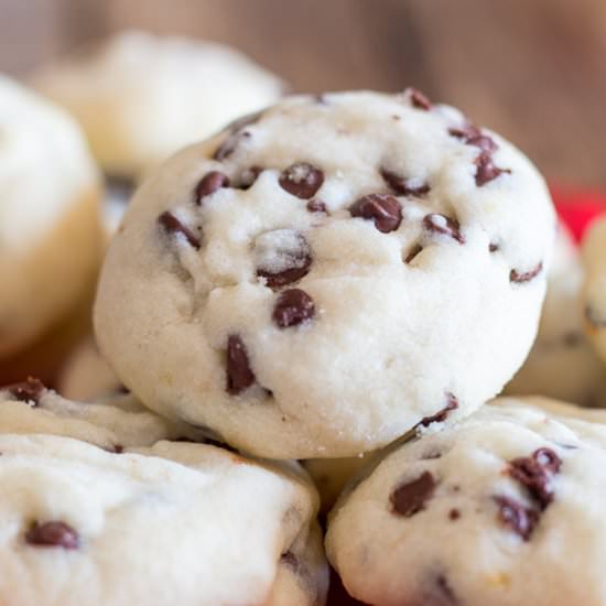 Chocolate Chip Whipped Shortbread