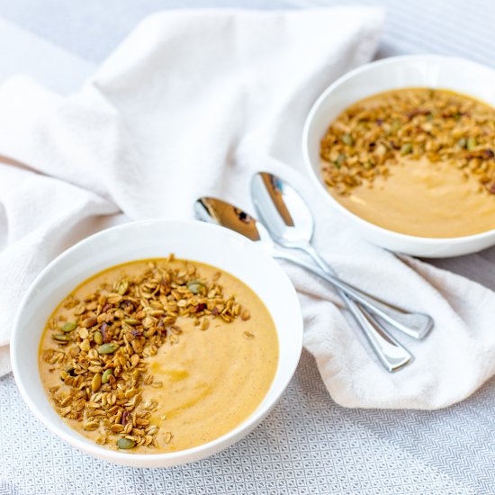 Pumpkin Smoothies with Homemade Granola