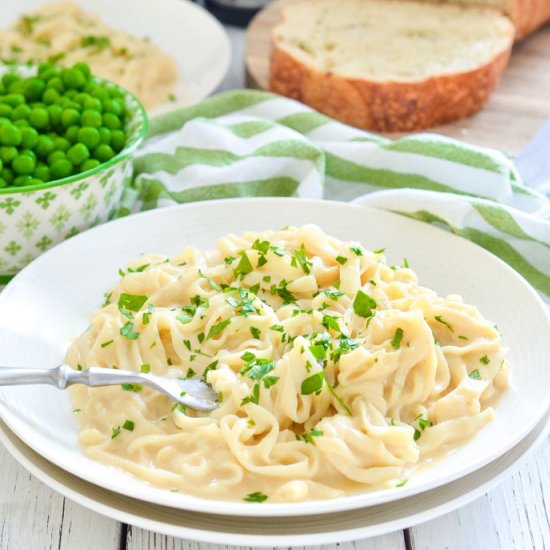 Skinny Cauliflower Alfredo