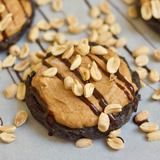 Peanut Butter Pies w/ OREO Crusts