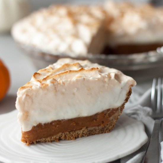 Marshmallow Meringue Pumpkin Pie