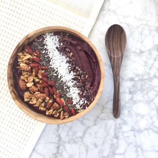 Detoxifying Acai Bowl