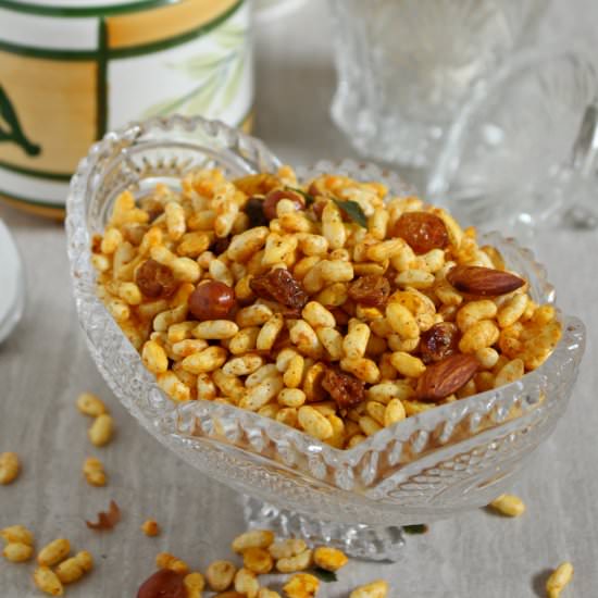 Spiced Puffed Rice Mixture