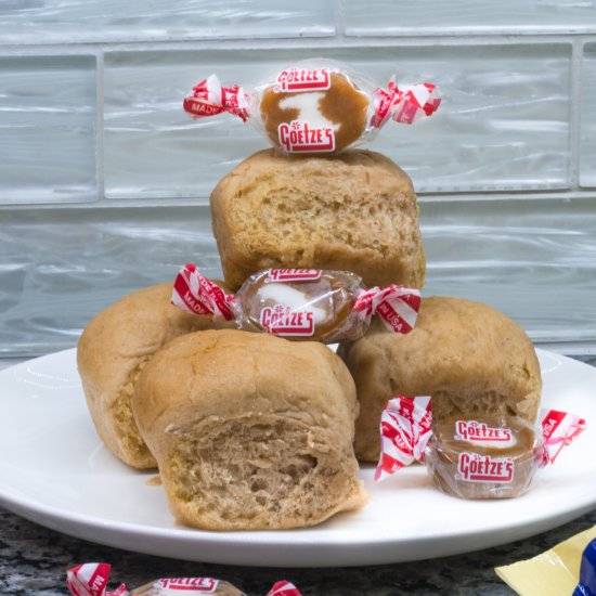 Caramel Pumpkin Dinner Rolls