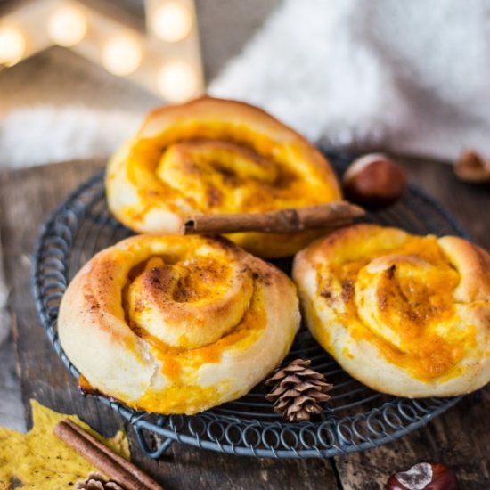 Buns stuffed with Pumpkin&Orange