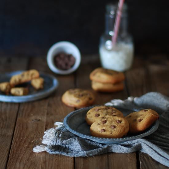 Peanut butter chocolate chip cookie