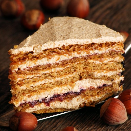 Romanian cake with hazelnuts