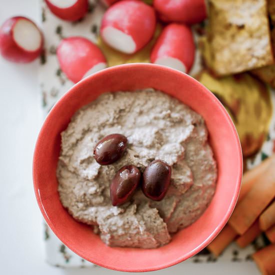 Homemade Hummus & Pitachips