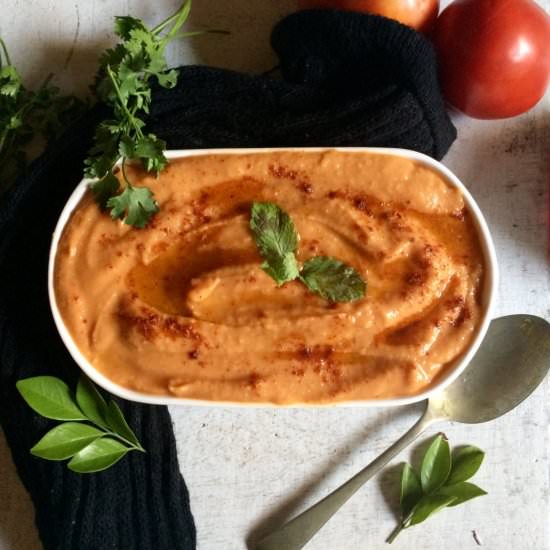 Smoky Tomato Garlic Hummus