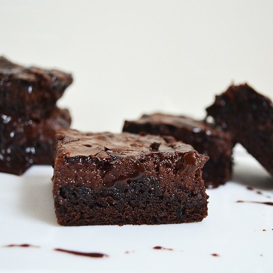 Hot Fudge Cheesecake Brownies