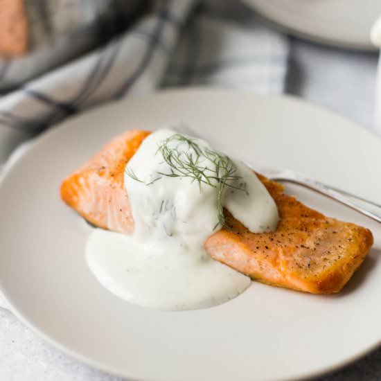 Seared Salmon & Creamy Dill Sauce