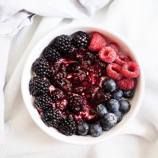 Blackberry Sauce & Berries Porridge