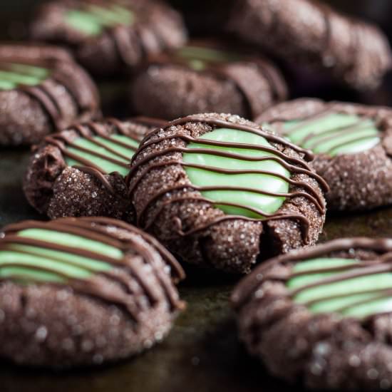 Mint Chocolate Thumbprint Cookies