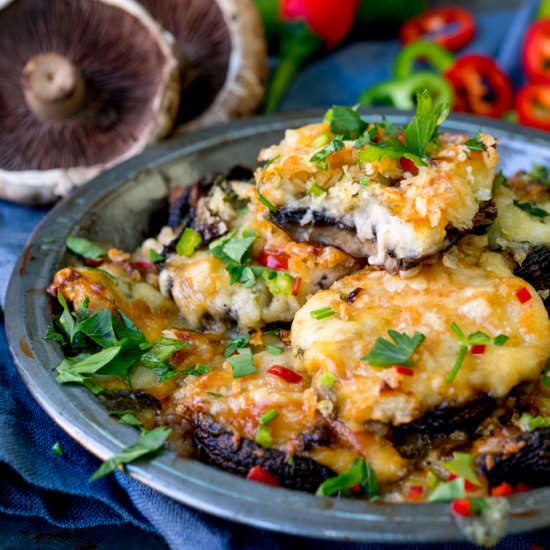 Cheesy Garlic Chilli Mushrooms