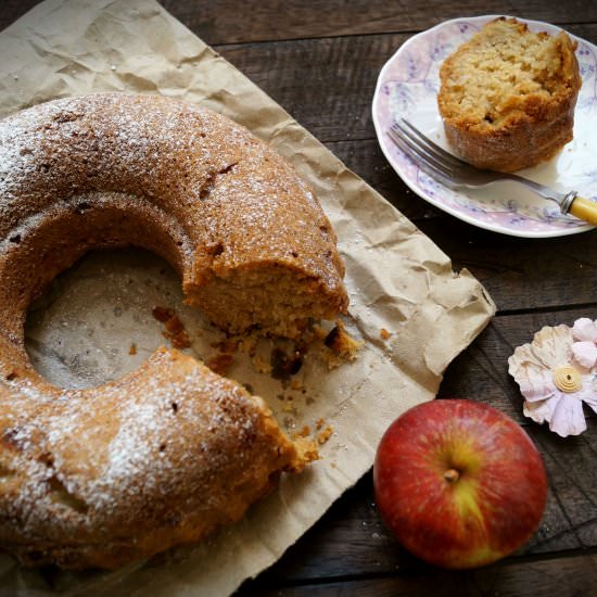 Apple Cinnamon Tea Cake