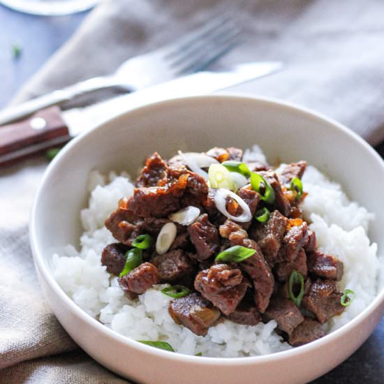 Caramelized sweet beef with rice