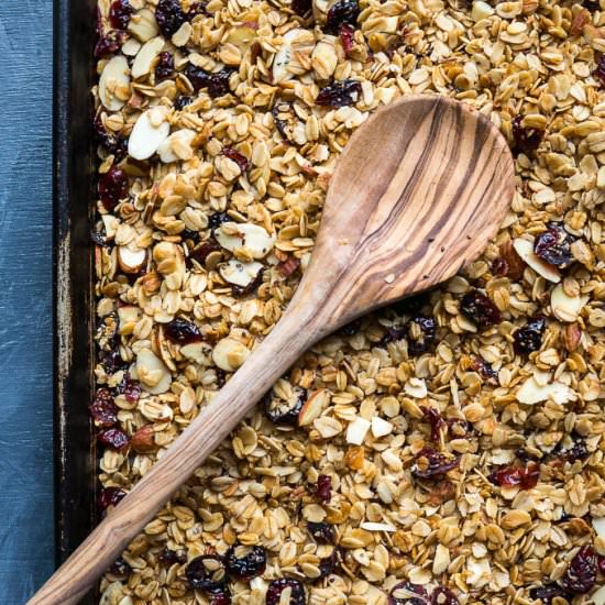 Slow Cooker Cranberry Almond Granola