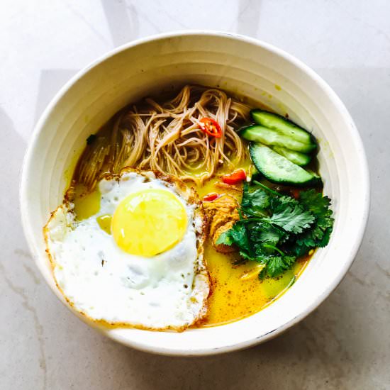 Turmeric Chicken Noodle Bowl