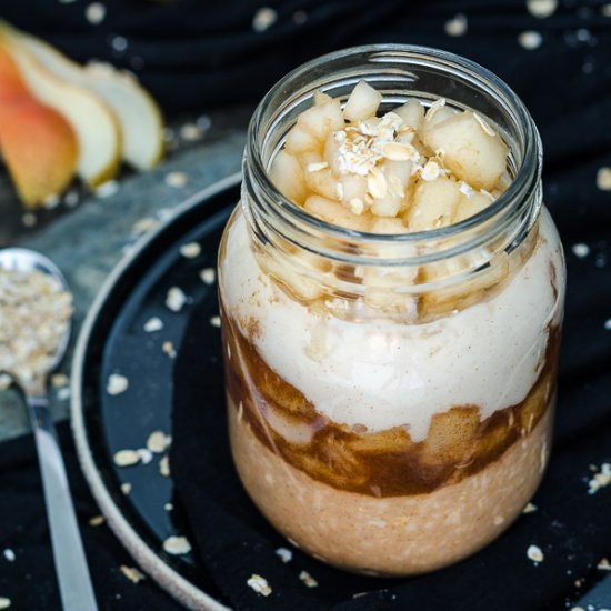 Pear & Cinnamon Overnight Oats