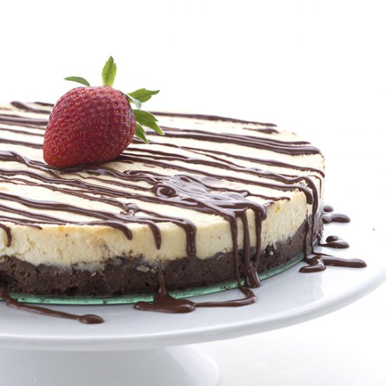 Keto Brownie Cheesecake