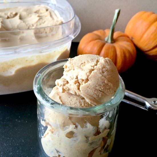 Pumpkin Cheesecake Frozen Yogurt