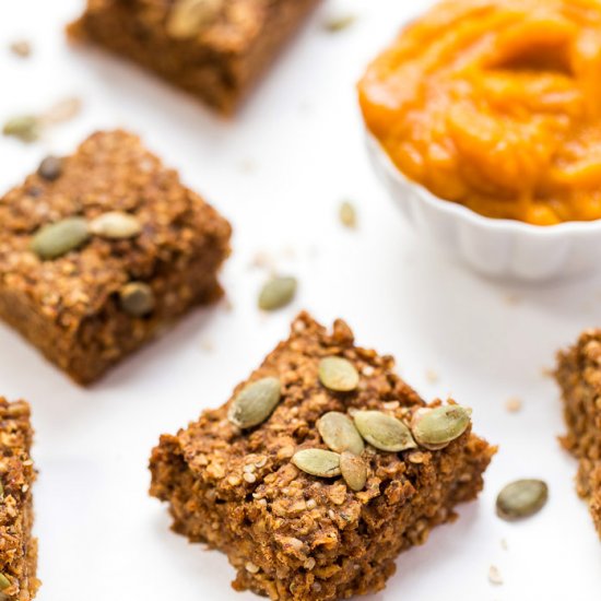 Pumpkin Pie Quinoa Breakfast Bars