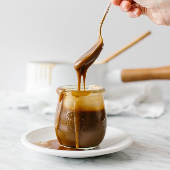 Salted Caramel Sauce (Vegan)