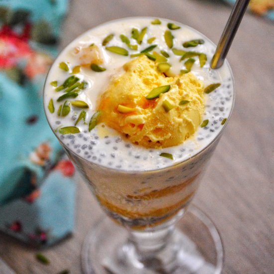 Mango Falooda with Rabri