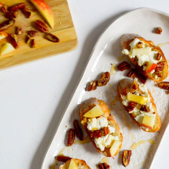 Toasted Pecan and Apple Crostinis