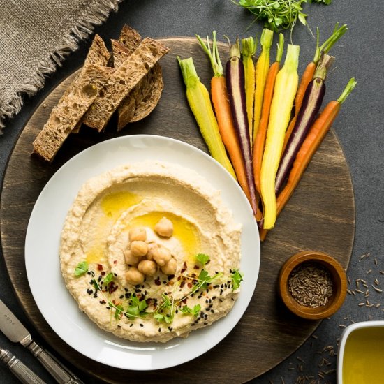 The Perfect 5 Minute Hummus