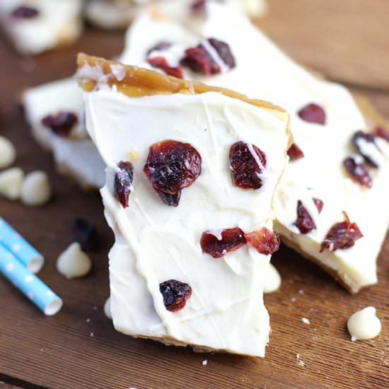 Cranberry Bliss Saltine Toffee