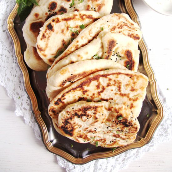 Soft Afghan Naan Bread with Yogurt