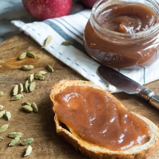 Cardamom Spiced Apple Butter