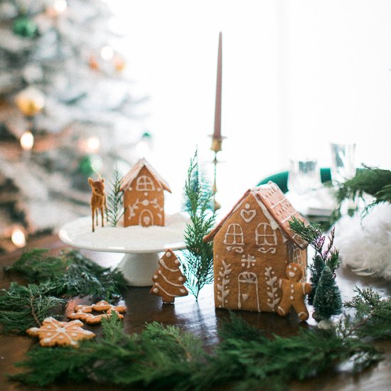 Spelt Gingerbread Houses