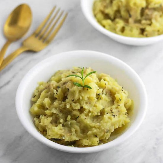 Garlic Herb Mashed Potatoes