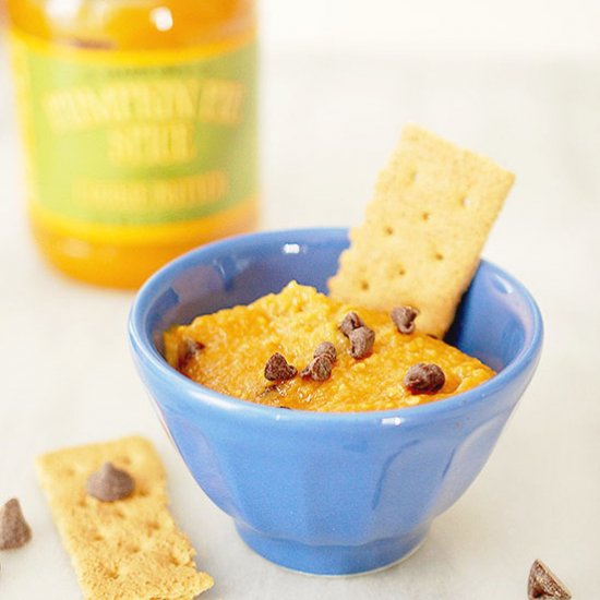 Pumpkin Spice Hummus Dip